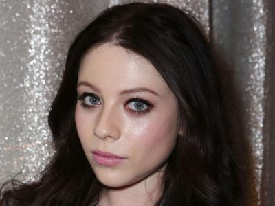 Michelle Trachtenberg’s Height in cm, Feet and Inches – Weight and Body Measurements