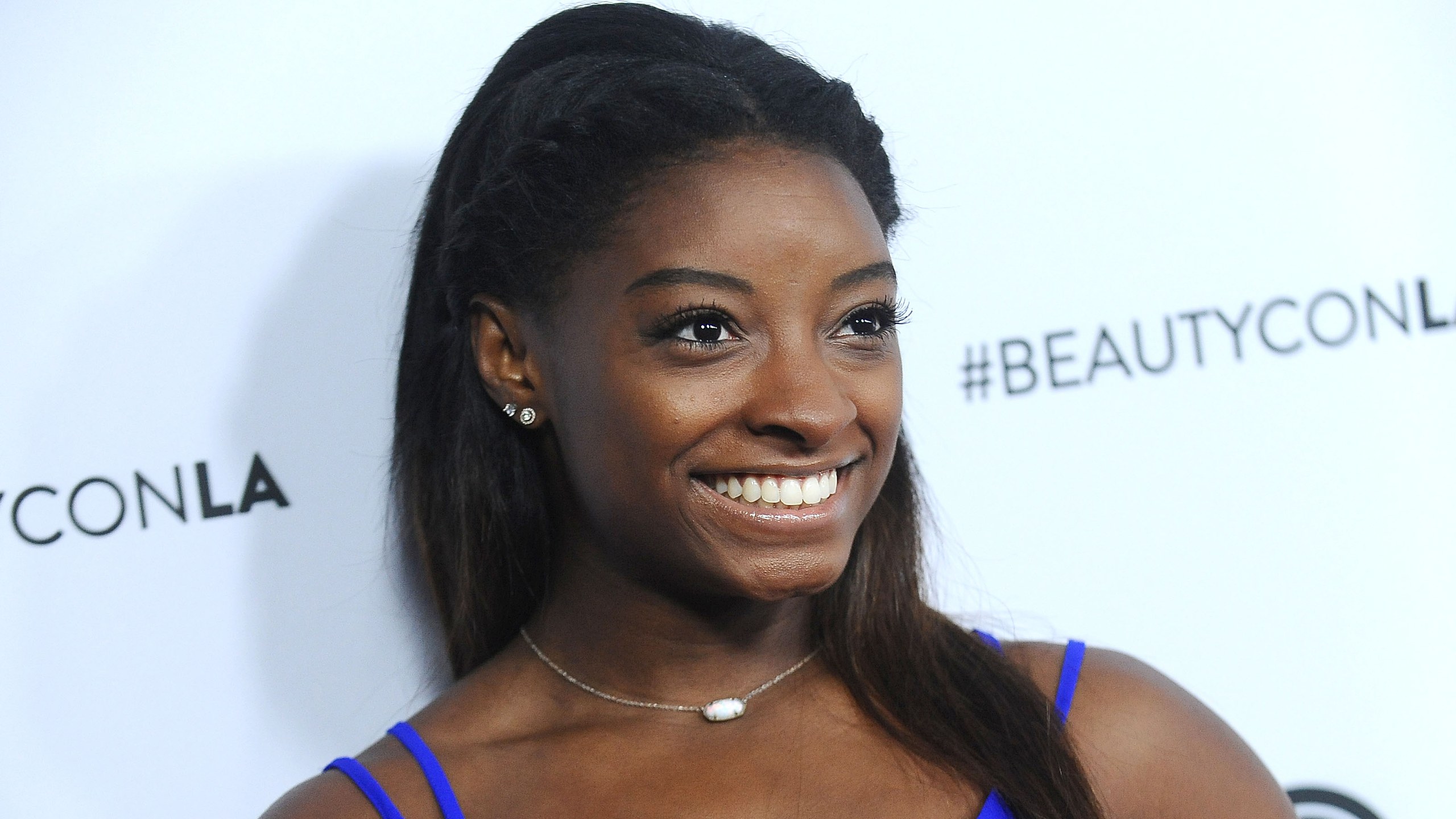 Simone Biles Height in cm Feet Inches Weight Body Measurements