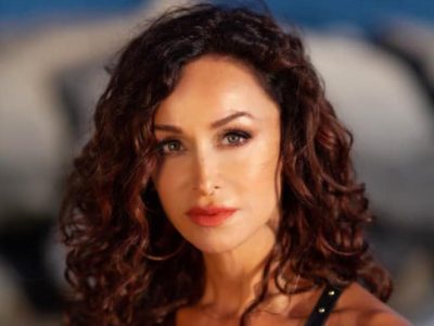 Sofia Milos’ Height in cm, Feet and Inches – Weight and Body Measurements