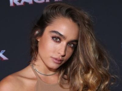 Sommer Ray’s Height in cm, Feet and Inches – Weight and Body Measurements