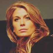 Sonya Walger Height in cm Feet Inches Weight Body Measurements
